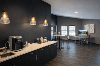 The felix cyber café & remote work lounge